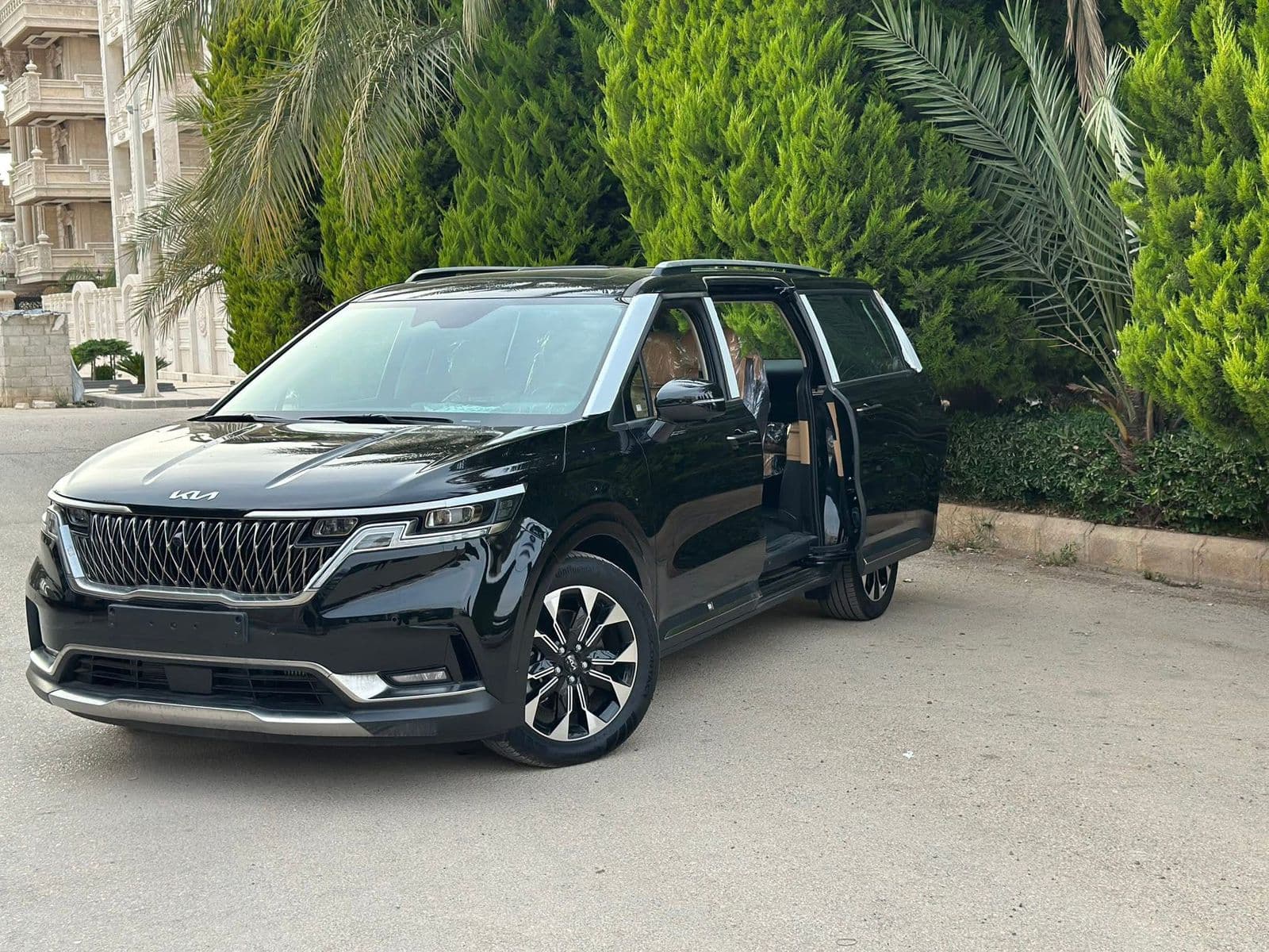 كرنفال 2024 للايجار 4